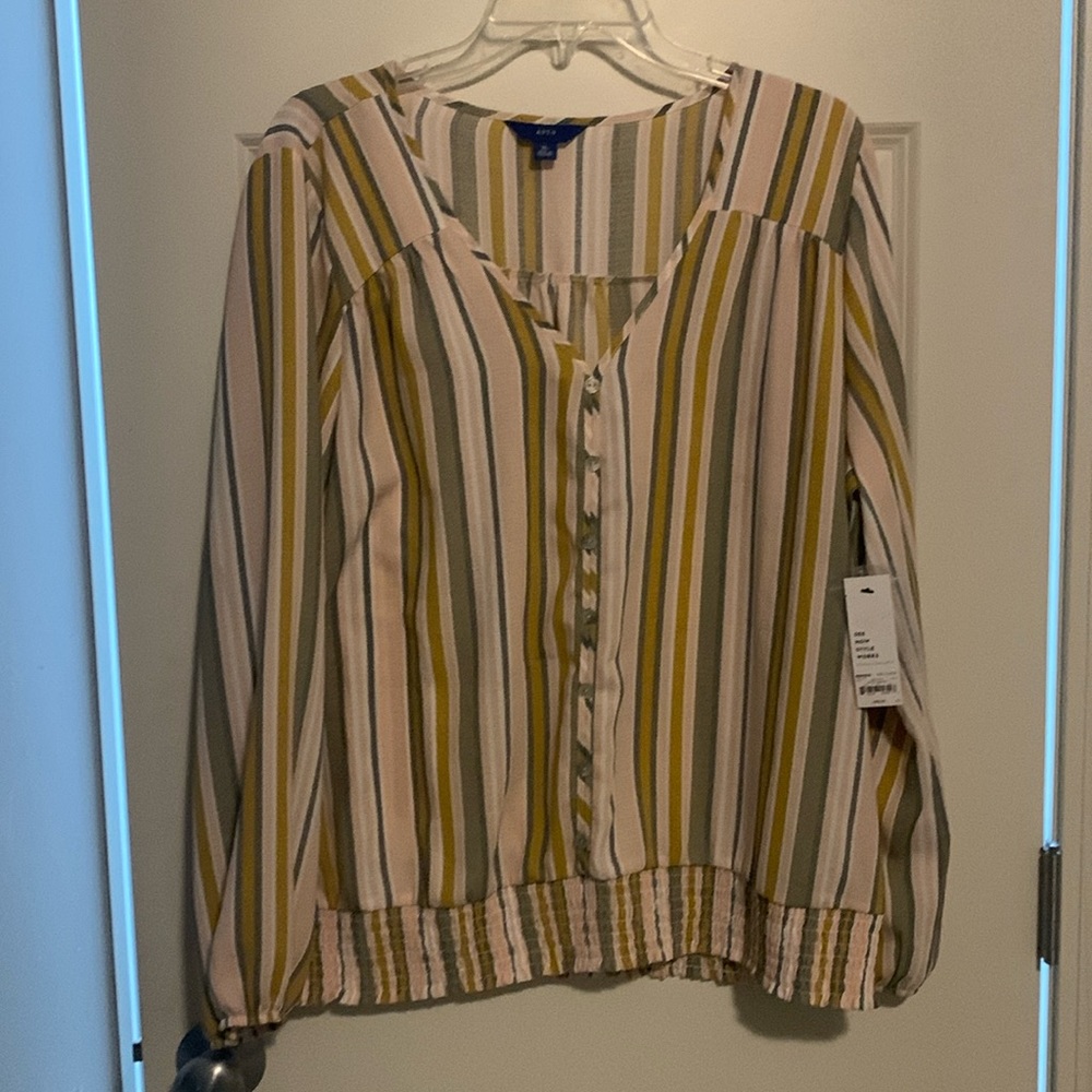 NWT top